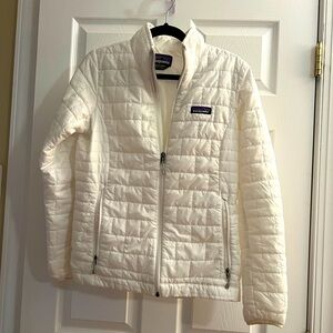 White Patagonia Nano Puff Jacket, NWOT, no flaws